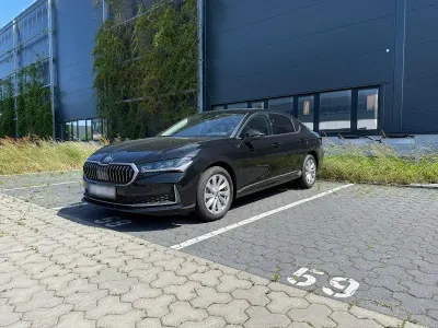 Neu Skoda Superb Selection 194 PS (142 kW) 2025 Schwarz Limousine
