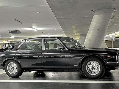 Usata Jaguar XJ12 264 CV (194 kW) 1993 Blu Berlina