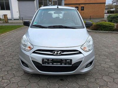 Second-hand Hyundai i10 68 CP (50 kW) 2011 Argintiu Hatchback
