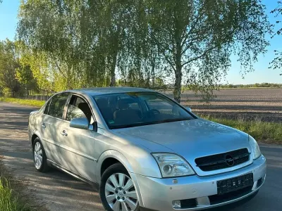 Brugt Opel Vectra 147 HK (108 kW) 2003 Sølv Sedan