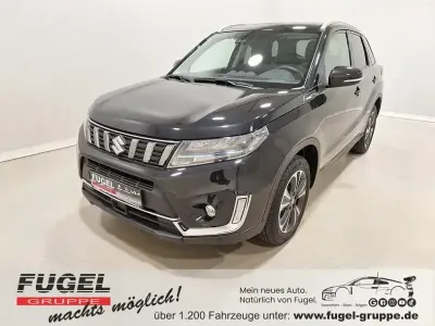 Używany Suzuki Vitara Comfort+ 116 KM (85 kW) 2023 Czarny SUV