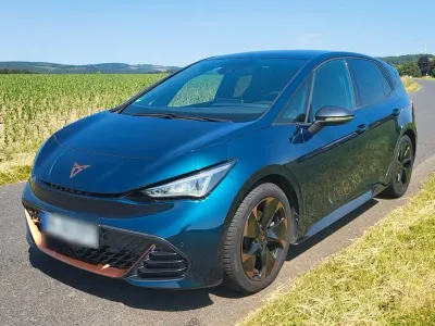 Gebraucht Cupra Born 150 kW (204 PS) 2023 Blau Kleinwagen