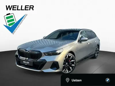 Ny BMW 550e M Sport 489 HK (359 kW) 2025 Grå Stationcar