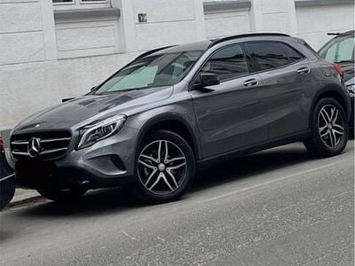 Mercedes GLA200