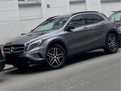Mercedes GLA200