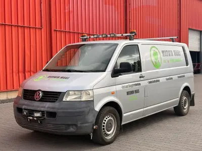 Gebraucht VW T5 105 PS (77 kW) 2004 Reflexsilber metallic Van