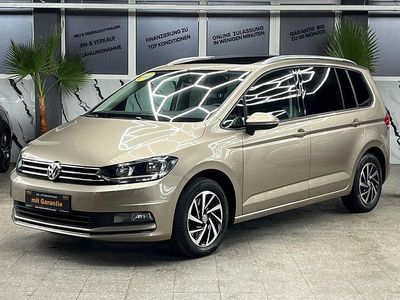 Beige Gebraucht 2018 VW Touran Join Van / Kleinbus | 18.850 € (Guter Preis)