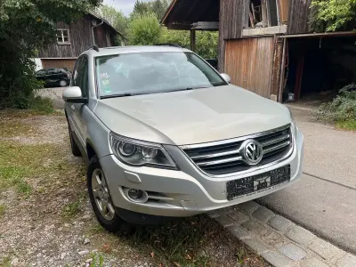 Gebraucht VW Tiguan Track & Field 170 PS (125 kW) 2009 Silber SUV