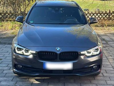 Gebraucht BMW 320 Advantage 190 PS (139 kW) 2018 Grau Kombi