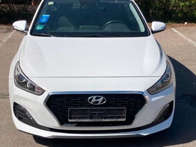 gebraucht Hyundai i30 Kombi, 1.4 Select, 74kw, 5 Türen