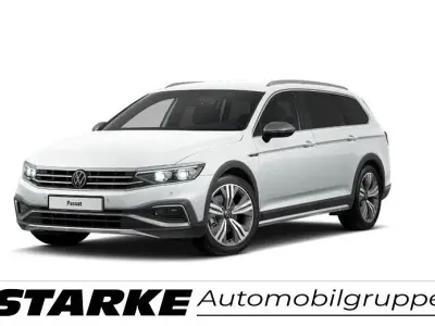 Gebraucht VW Passat Alltrack 200 PS (147 kW) 2024 Weiß Kombi