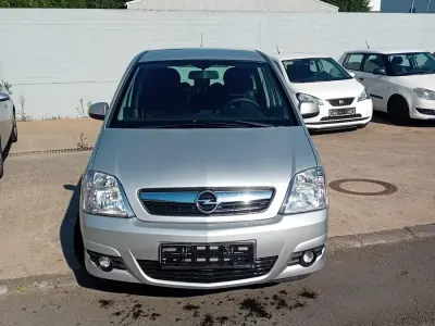 Gebraucht Opel Meriva 90 PS (66 kW) 2008 Silber Van / Kleinbus