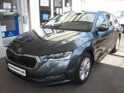 Używany Skoda Octavia 150 KM (110 kW) 2021 Szary Kombi