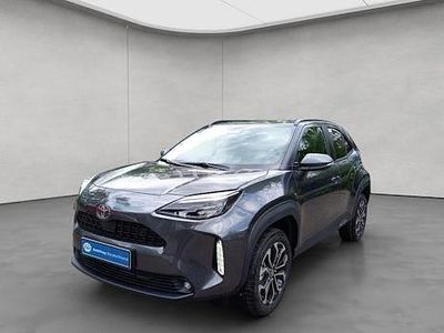 Grau Gebraucht 2025 Toyota Yaris Cross SUV | 29.890 € (Fairer Preis)