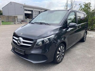 Lackfarbe graphitgrau metallic Gebraucht 2022 Mercedes V250 Edition Van / Kleinbus | 48.900 € (Guter Preis)