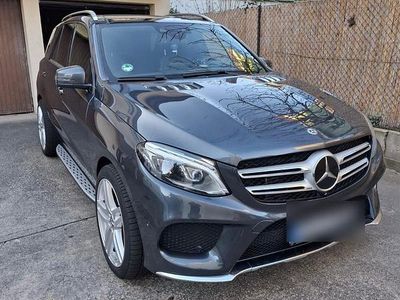 Grau Gebraucht 2015 Mercedes GLE350 SUV | 31.890 € (Fairer Preis)