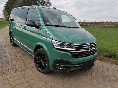 Usata VW Multivan Generation Six 150 CV (110 kW) 2021 Verde Monovolume