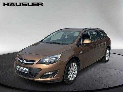 Usata Opel Astra Style 170 CV (125 kW) 2015 Marrone Station wagon