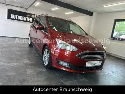 Usata Ford Grand C-Max Titanium 125 CV (91 kW) 2016 Rosso Monovolume