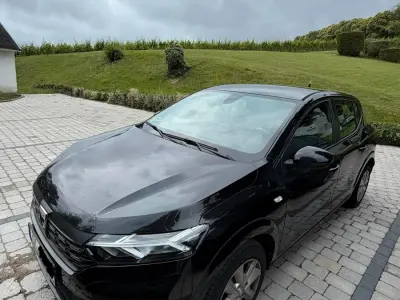 Gebraucht Dacia Sandero 101 PS (74 kW) 2022 Schwarz Kleinwagen