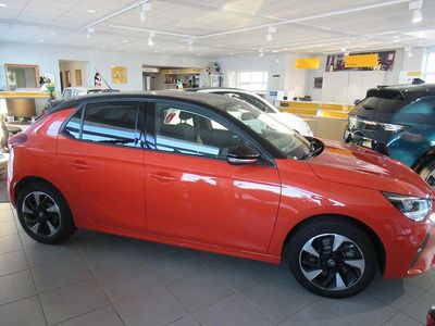 Orange Gebraucht 2022 Opel Corsa-e Edition Kleinwagen | 15.899 € (Fairer Preis)