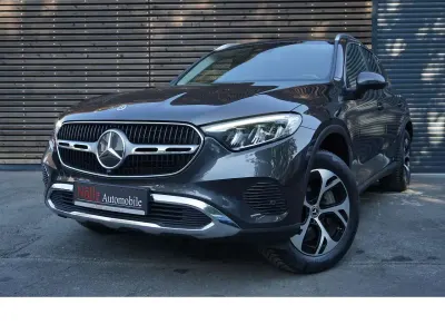 Gebraucht Mercedes GLC300e Avantgarde 313 PS (230 kW) 2023 Schwarz SUV