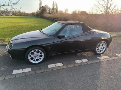 Gebraucht Alfa Romeo Spider 150 PS (110 kW) 2002 Schwarz Cabrio