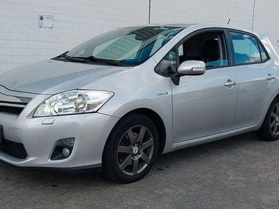 Toyota Auris Hybrid