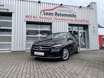 Gebraucht Mercedes B200 163 PS (119 kW) 2019 Kosmosschwarz (metallic) Van / Kleinbus