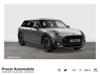 Gebraucht Mini One Clubman 102 PS (75 kW) 2022 Moonwalk grey metallic Kombi