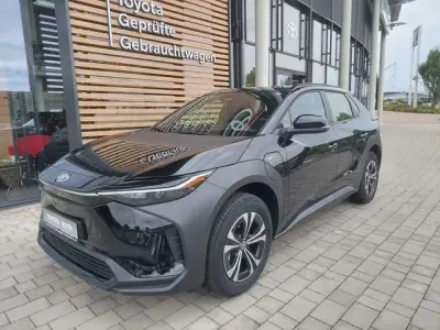 Gebraucht Toyota bZ4X Comfort 150 kW (204 PS) 2024 Onyxschwarz SUV