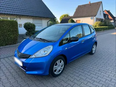 Gebraucht Honda Jazz 90 PS (66 kW) 2011 Blau Kleinwagen