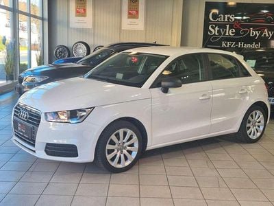 Gebraucht Audi A1 Sportback Basis 95 PS (69 kW) 2015 Cortinaweiss Kleinwagen