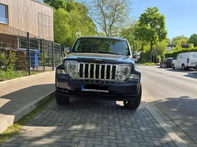 Usata Jeep Cherokee 213 CV (156 kW) 2008 Blu SUV