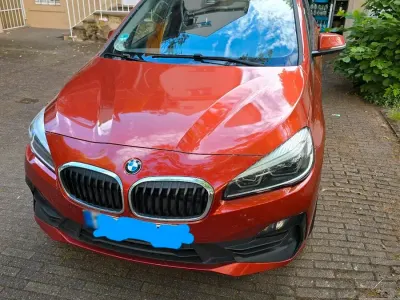 Gebraucht BMW 218 Active Tourer 140 PS (102 kW) 2019 Orange Van / Kleinbus