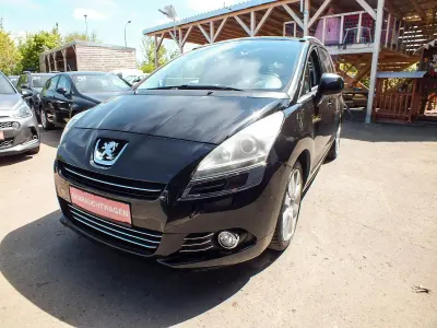Gebraucht Peugeot 5008 156 PS (114 kW) 2011 Schwarz Van / Kleinbus