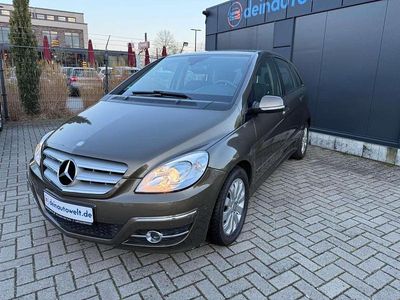 Gebraucht Mercedes B180 109 PS (80 kW) 2009 Braun Van / Kleinbus