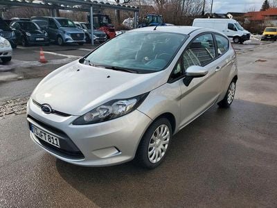 Silber Gebraucht 2010 Ford Fiesta Trend Kleinwagen | 3.999 € (Fairer Preis)