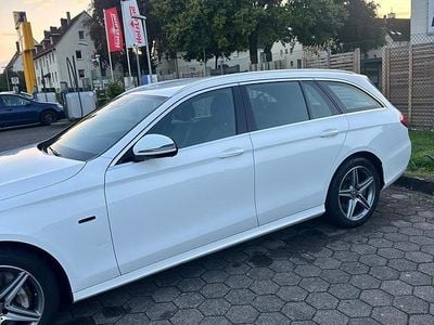 Mercedes E300