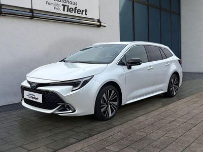 Nouă Toyota Corolla 196 CP (144 kW) 2025 Alb Break