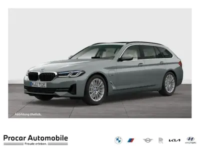 Usata BMW 530e Sport Line 184 CV (135 kW) 2022 Grigio Station wagon