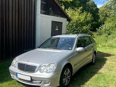Mercedes C220