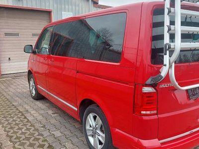 Gebraucht VW Multivan 199 PS (146 kW) 2018 Rot Van