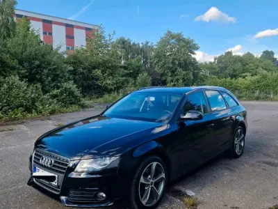 Gebraucht Audi A4 140 PS (102 kW) 2011 Schwarz Kombi