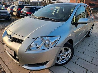 Gold Gebraucht 2007 Toyota Auris Sol Kleinwagen | 7.900 € (Teuer)