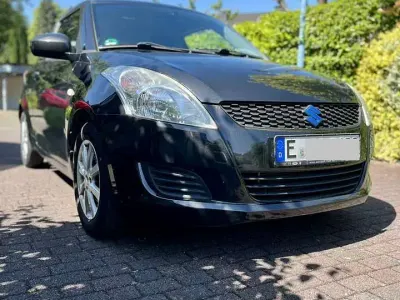 Gebraucht Suzuki Swift Basic 94 PS (69 kW) 2013 Kleinwagen