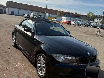 Schwarz Gebraucht 2009 BMW 118 Cabriolet Cabrio | 6.799 € (Fairer Preis)