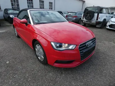 Gebraucht Audi A3 Cabriolet Ambition 110 PS (80 kW) 2015 Rot Cabrio