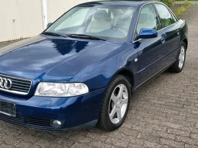 Gebraucht Audi A4 150 PS (110 kW) 2000 Blau Limousine