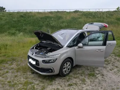 Gebraucht Citroën C4 131 PS (96 kW) 2018 Grau Van / Kleinbus